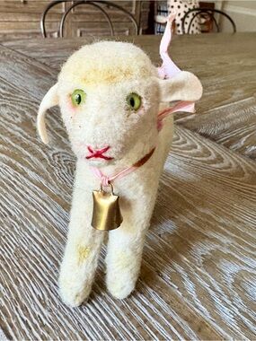 Steiff small Lamby